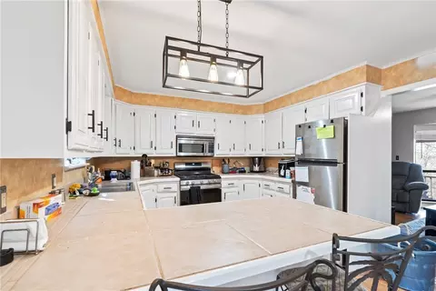 Kitchen - 22556 E War Eagle Rd, Springdale, AR 72764 photo 2 of 3