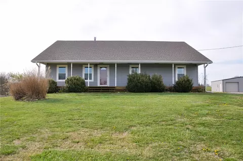 18481 Tamika Ln, Gravette, AR 72736