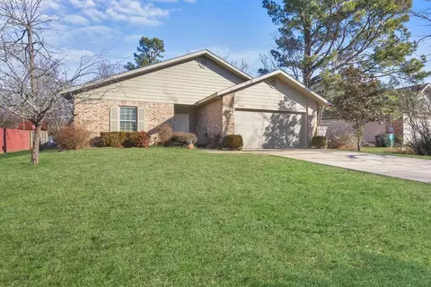 2908 2nd St, Fayetteville, AR 72704
