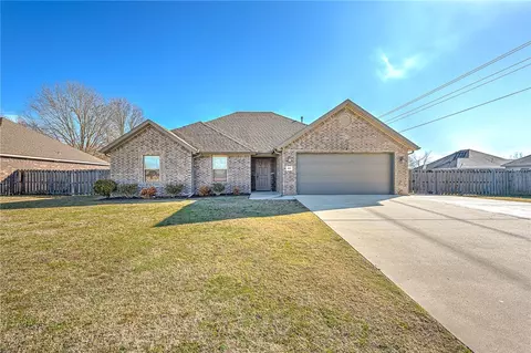 3981 Serene St, Springdale, AR 72764