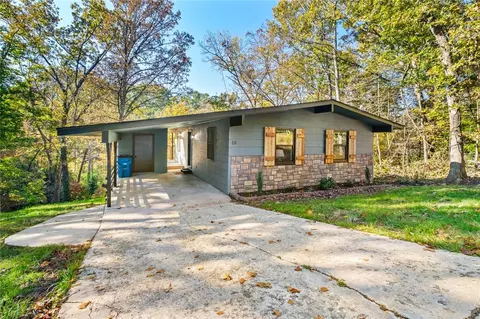 18 Cobb Cir, Bella Vista, AR 72715