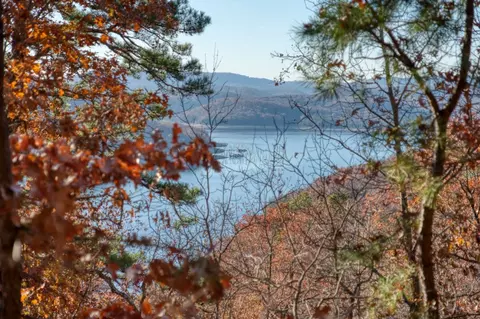 Highway 187, Eureka Springs, AR 72631