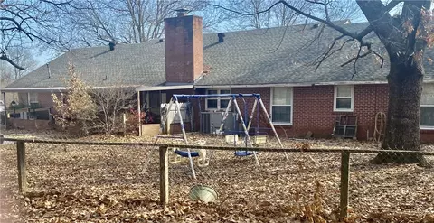 View/Area - 814 E Cherry St, Alma, AR 72921 photo 1 of 3