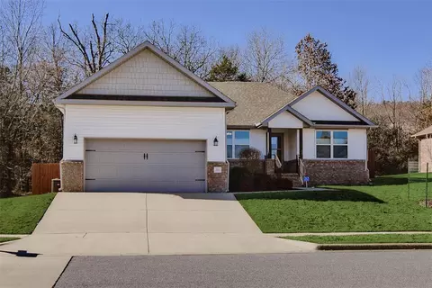 223 S Ray Ave, Fayetteville, AR 72701