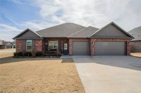 1043 Ruscello Ave, Springdale, AR 72762