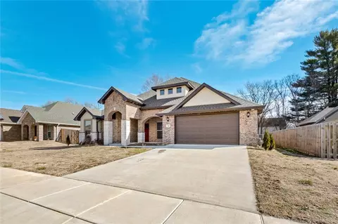 748 Fox Spur, Pea Ridge, AR 72751