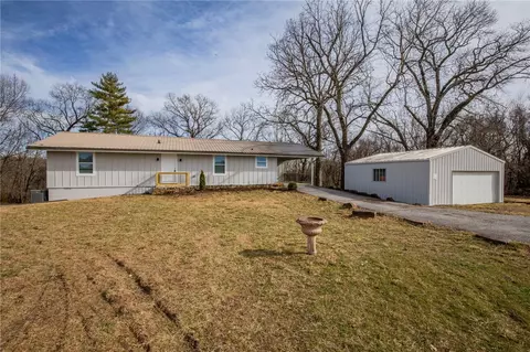 18445 Posy Mountain Dr, Garfield, AR 72732