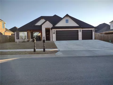 2401 Bergman Rd, Pea Ridge, AR 72751