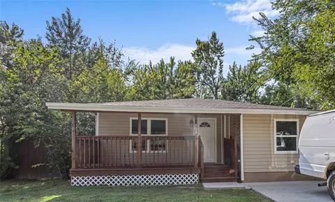 704 Geneva St, Springdale, AR 72762