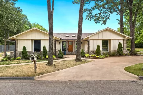 3712 W Lehman Ct, Rogers, AR 72758