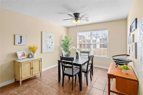 Dining - 504 Willow St, Gentry, AR 72734 photo 1 of 1