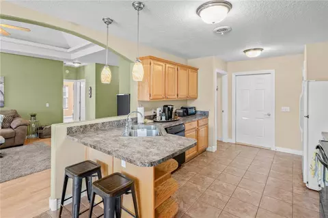 Kitchen - 504 Willow St, Gentry, AR 72734 photo 2 of 3
