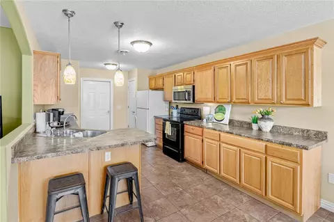 Kitchen - 504 Willow St, Gentry, AR 72734 photo 1 of 3