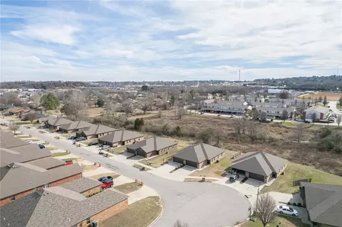415 Ab Crestview Dr, Van Buren, AR 72956