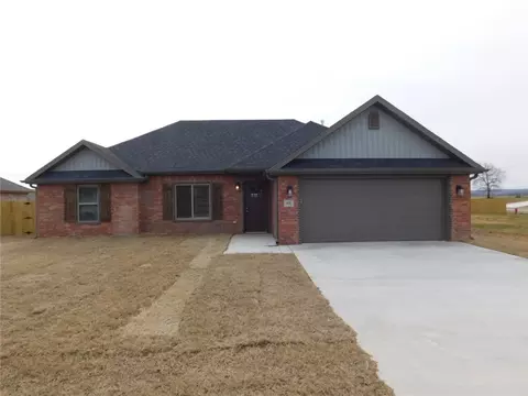 851 Sugar Loaf St, Prairie Grove, AR 72753