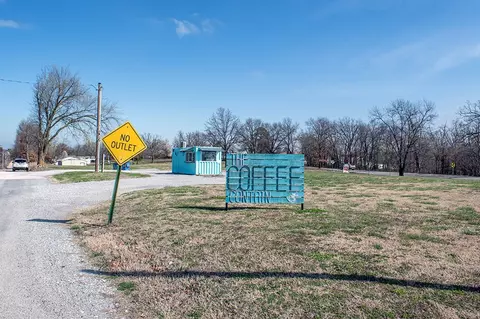 13511 Carrier Ln #LOT 10A, Gravette, AR 72736