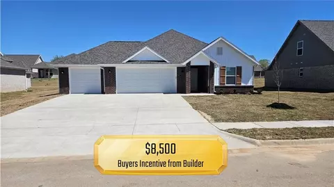 661 Kayla Maria St, Prairie Grove, AR 72753