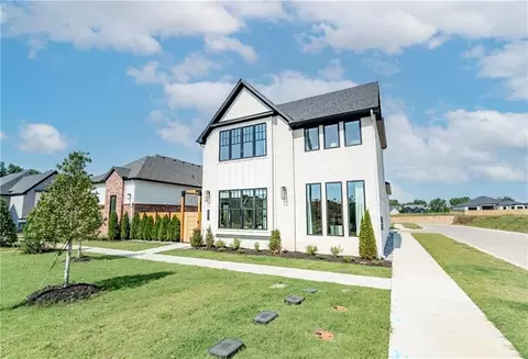 3401 SW Awakening Ave, Bentonville, AR 72713