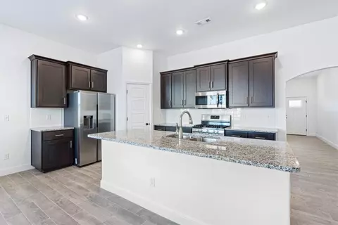 Kitchen - 2030 Periwinkle Pl, Centerton, AR 72719 photo 1 of 3