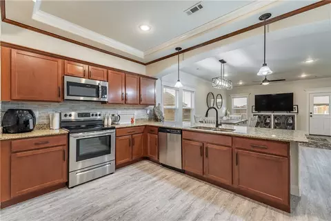 Kitchen - 911 Raspberry St, Elkins, AR 72727 photo 3 of 3