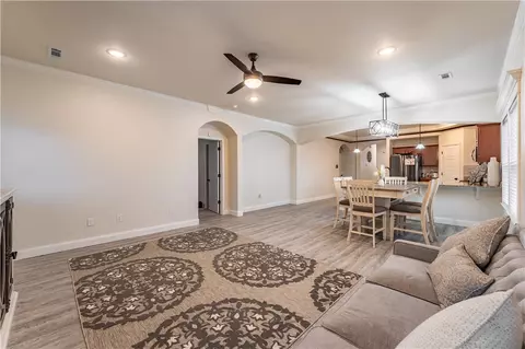 Dining - 911 Raspberry St, Elkins, AR 72727 photo 1 of 2