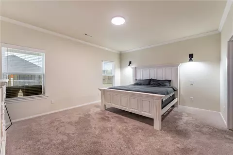 Bedroom - 911 Raspberry St, Elkins, AR 72727 photo 4 of 5