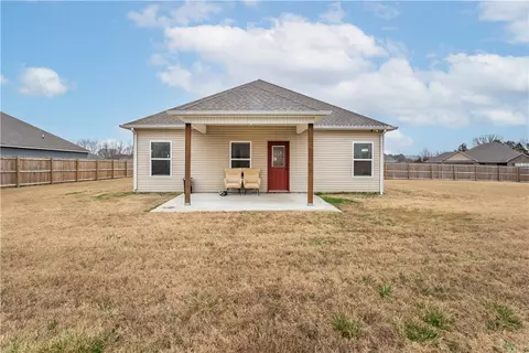 Exterior - 911 Raspberry St, Elkins, AR 72727 photo 3 of 5