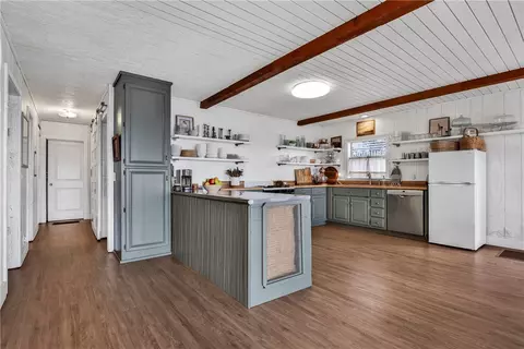Kitchen - 11002 Sturdy Rd, Summers, AR 72769 photo 1 of 4