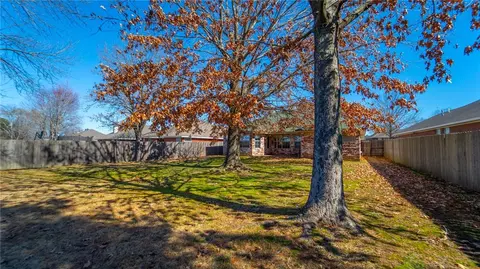 Exterior - 6108 Sandy Parker Ct, Fort Smith, AR 72916 photo 9 of 9