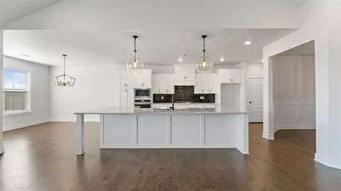 Kitchen - 1241 Red Maple, Centerton, AR 72719 photo 2 of 12