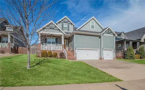 1006 Charing Cross, Cave Springs, AR 72718