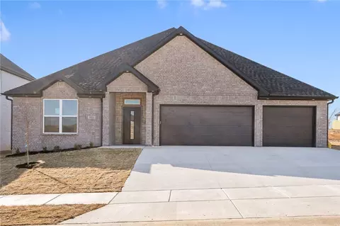1811 Lotus Rd, Centerton, AR 72719