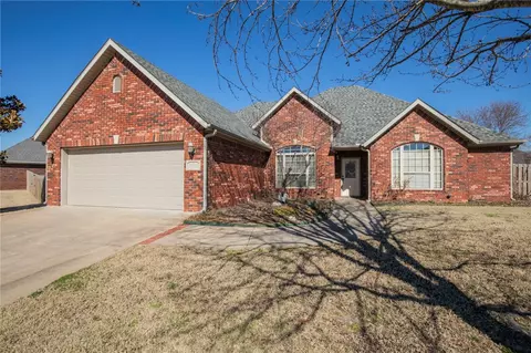 3152 Waterstone Dr, Fayetteville, AR 72764