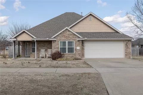5966 W Persimmon St, Fayetteville, AR 72704