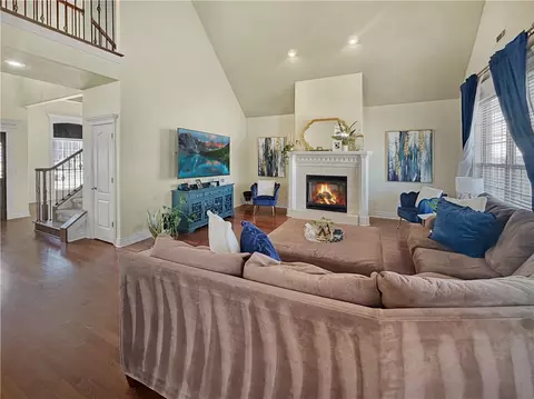 Living - 3827 Pasofino Loop, Springdale, AR 72764 photo 2 of 2
