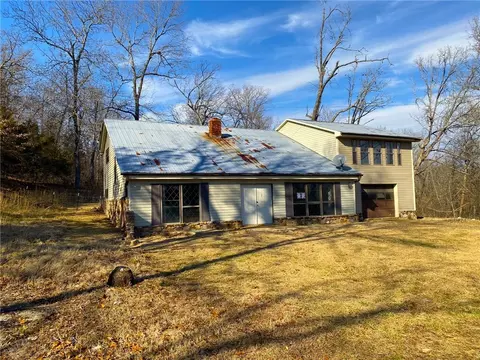 1800 Lookout Dr, Horseshoe Bend, AR 72512