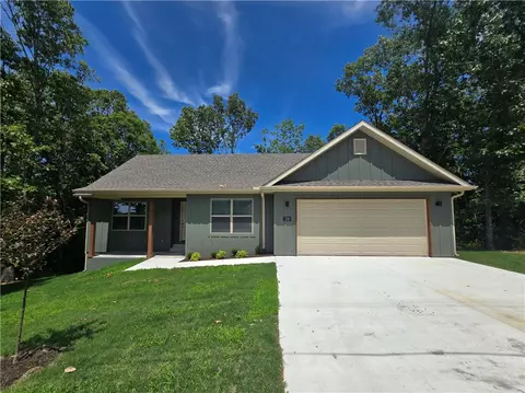 20 Scalloway Cir, Bella Vista, AR 72715