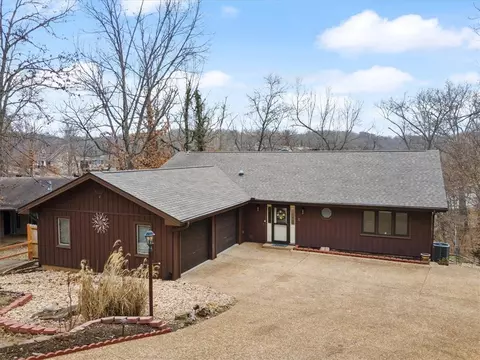12 Poole Cir, Bella Vista, AR 72715