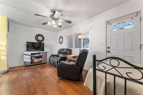 565 Smith St, Pea Ridge, AR 72751