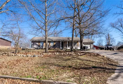3407 Ridge Rd, Siloam Springs, AR 72761