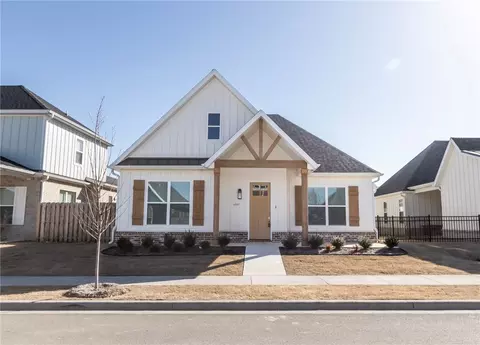 6889 Somerset Pl, Springdale, AR 72762