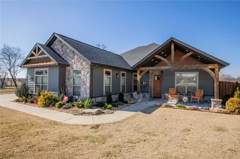 3641 Bitterroot Cv, Bentonville, AR 72712