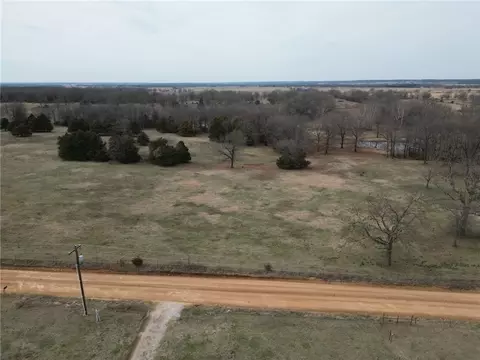 5 Benson Rd, Gravette, AR 72736