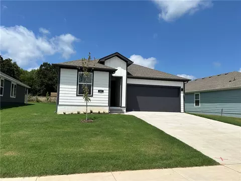 207 NW Pinwheel St, Highfill, AR 72734