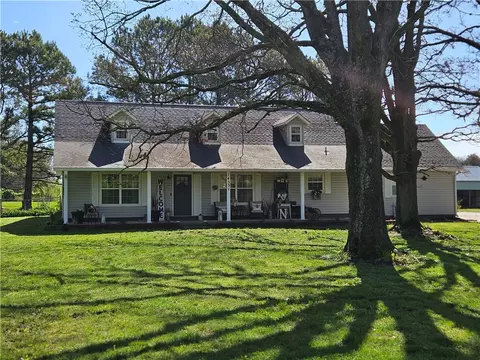 14531 Hico St, Siloam Springs, AR 72761