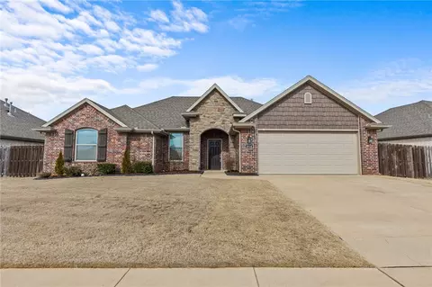 4528 W Blissful Dr, Fayetteville, AR 72704