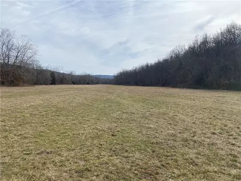4751 Madison 6444, Huntsville, AR 72740