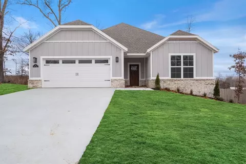 24 Birsay Dr, Bella Vista, AR 72715