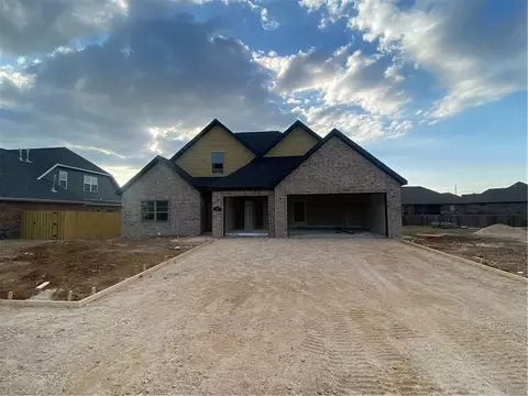 1155 E Montichiello St, Springdale, AR 72762
