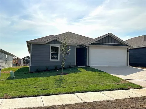 104 NW Pinwheel St, Highfill, AR 72734